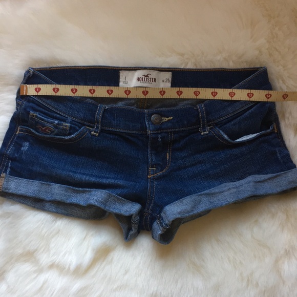 HOLLISTER SHORTS SIZE 1